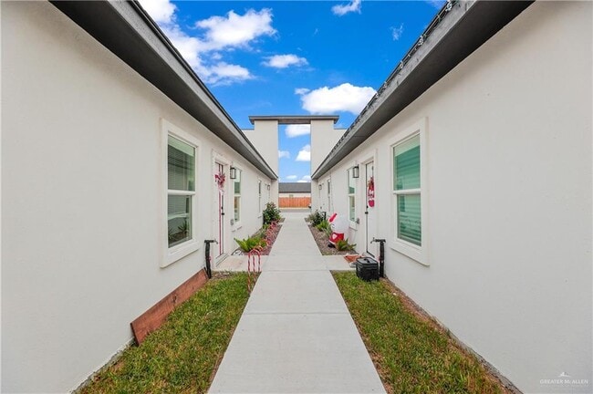 Foto del edificio - 14 E Mayfair St