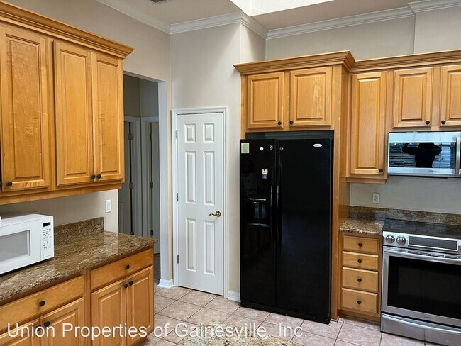 Building Photo - 3 br, 2 bath House - 10157 SW 48th Place
