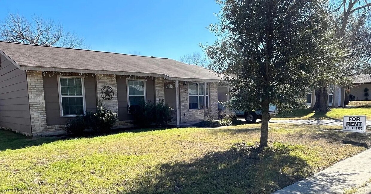 Primary Photo - 11414 Cedar Corral Dr