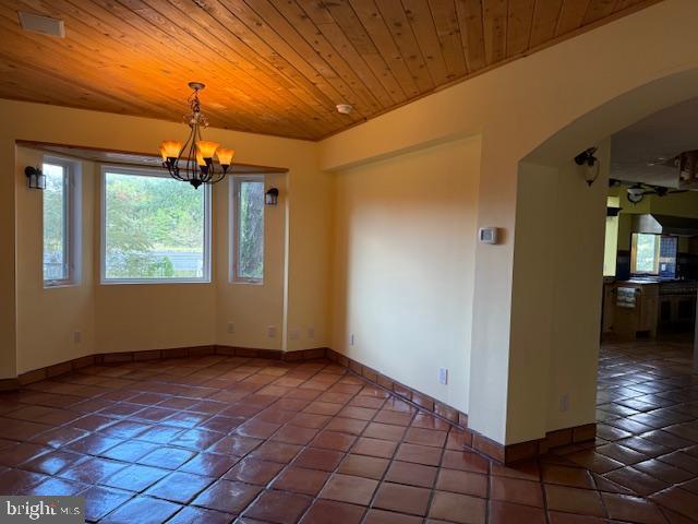 Foto del edificio - 12330 Potomac View Rd
