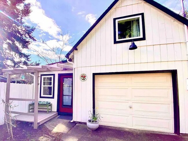 Frente - 4409 SE 89th Ave