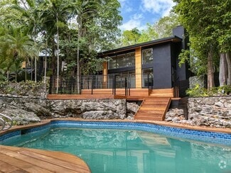 Building Photo - 6525 SW 133rd Dr