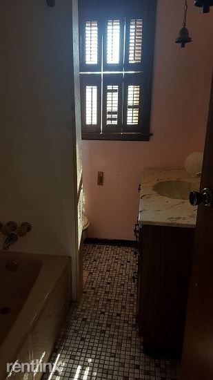 Foto del edificio - 1705 Willow Ave
