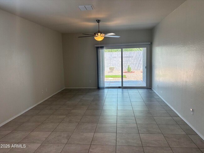 Foto del edificio - 35 N 187th Dr