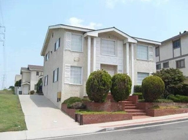 Building Photo - 2511 Voorhees Ave