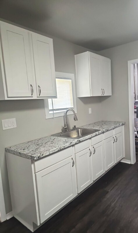 Foto del edificio - 5003 Lark Ave