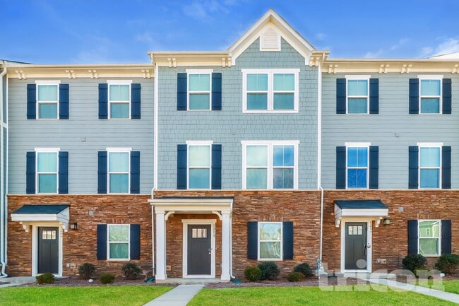 Building Photo - 1213 Ashbury St