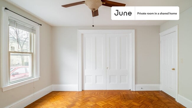 Building Photo - Room in Shared 3 bed/1 bath home in Somerville
