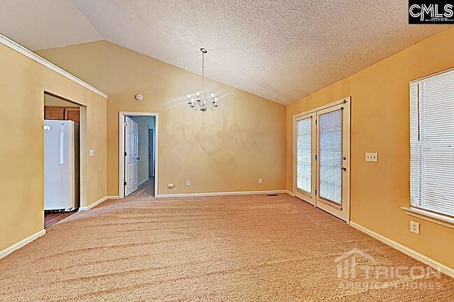Building Photo - 113 Carriage Oaks Dr