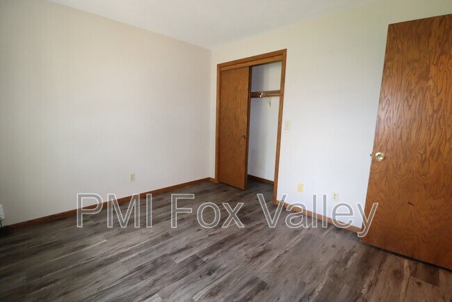 Foto del edificio - 527 Elm St