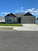 Building Photo - 4719 W Cottontail St