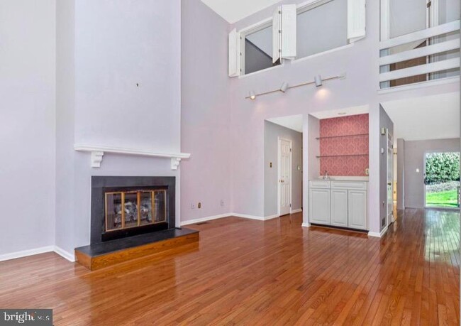 Building Photo - 8 Wellfleet Ln