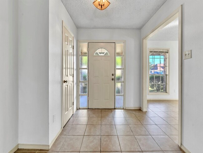 Building Photo - 3807 Winter Haven Dr