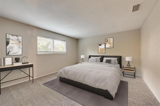 Foto del edificio - 5408 Luttrell Ct