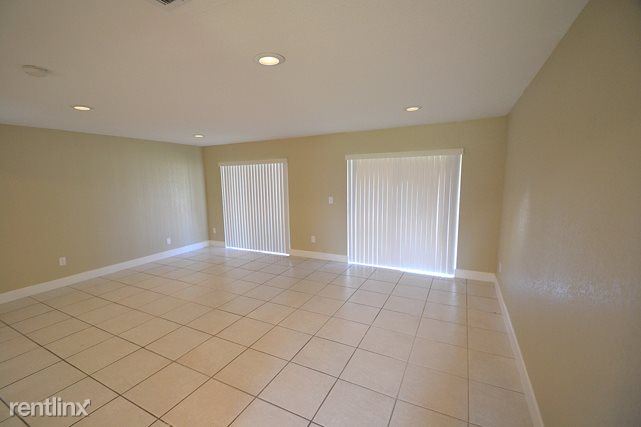 Foto del edificio - 7715 SW 127th Ct