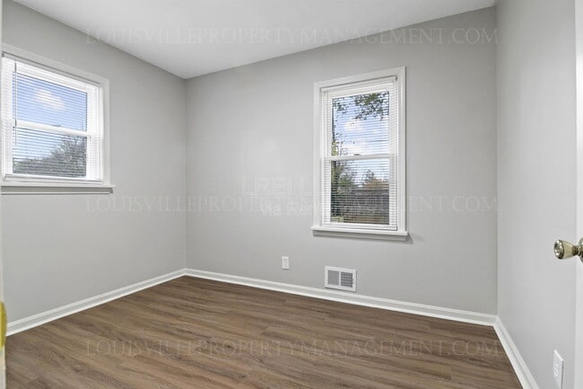 Building Photo - 3107 Iris Way
