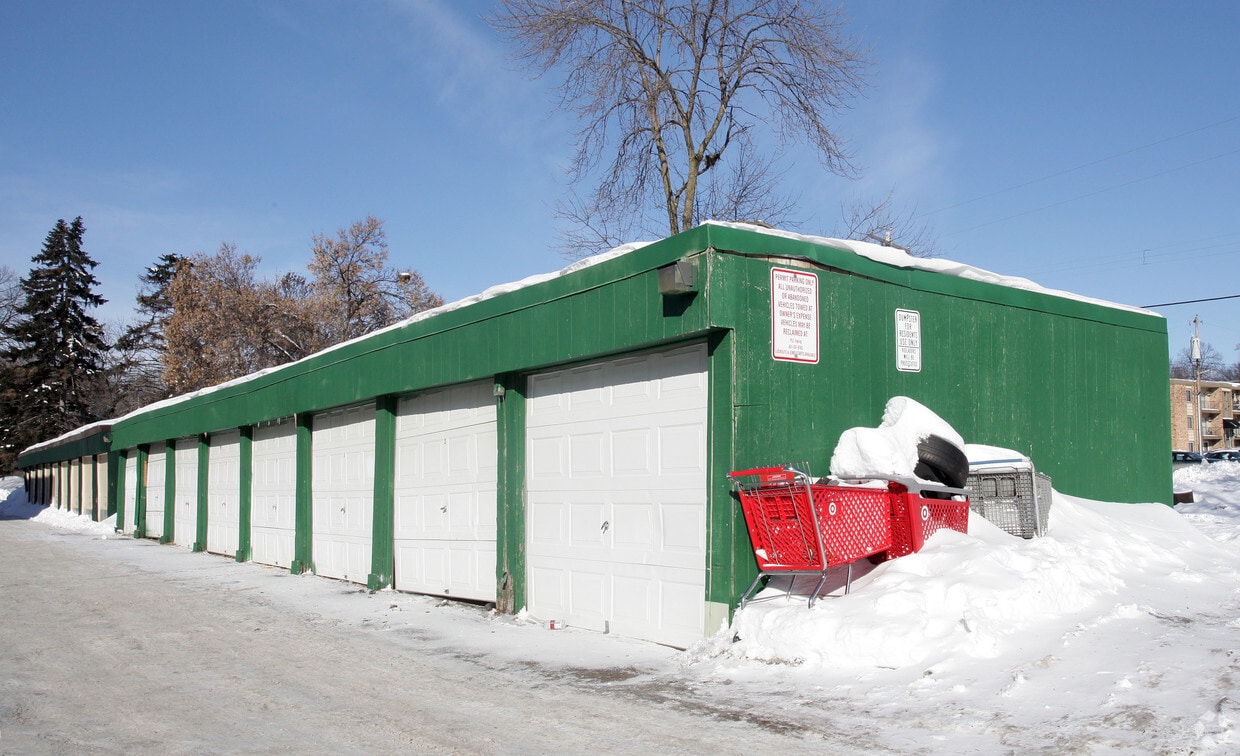 Garage - Village Green