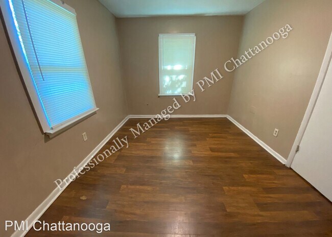 Building Photo - 2 br, 1 bath House - 2011  Blackford St.