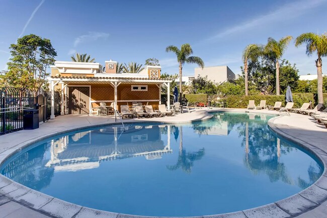 Foto del edificio - Beautiful and Modern Townhome in The Bay a...