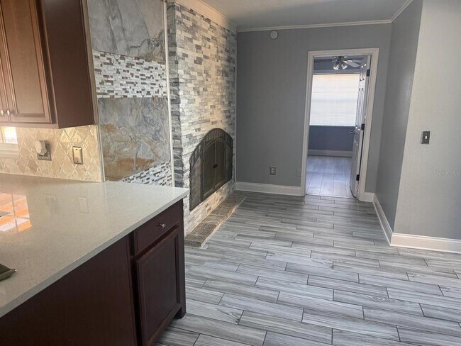 Foto del edificio - 8515 Peppercorn Dr