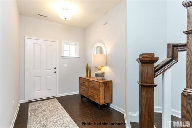 Building Photo - 1337 Fitchie Pl