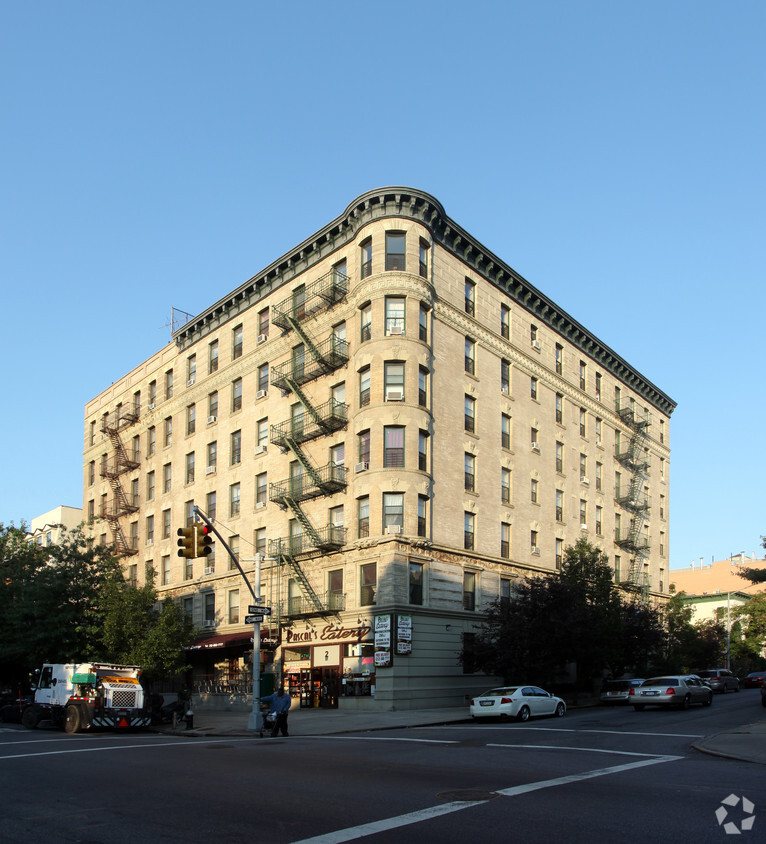 2 W 129th St, New York, NY 10027 - Apartments in New York, NY ...