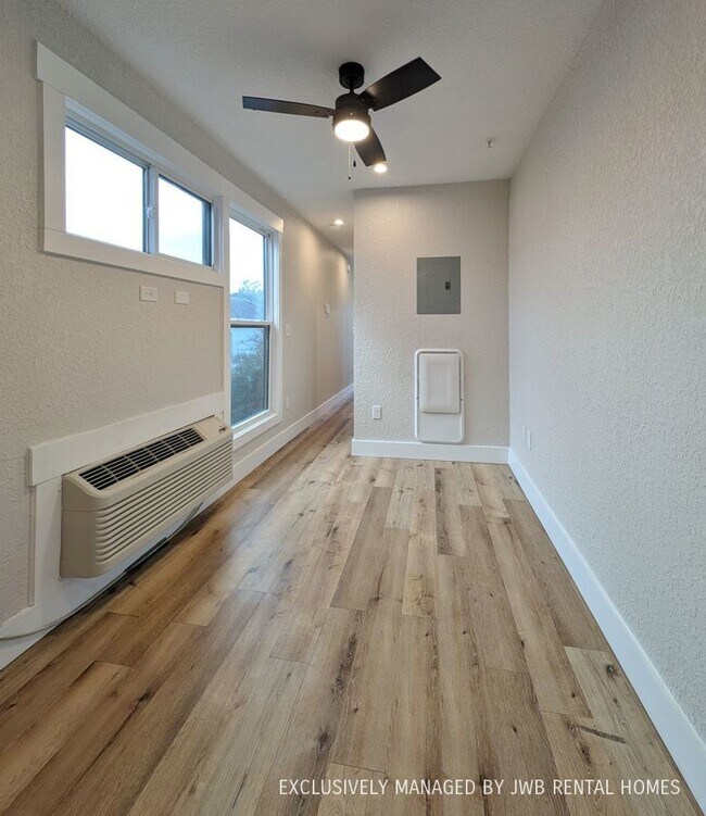 Foto del edificio - 412 E Ashley St