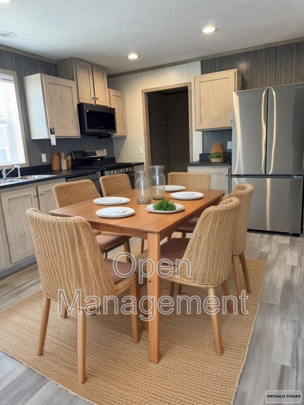 Foto del edificio - 755 N Tratt St