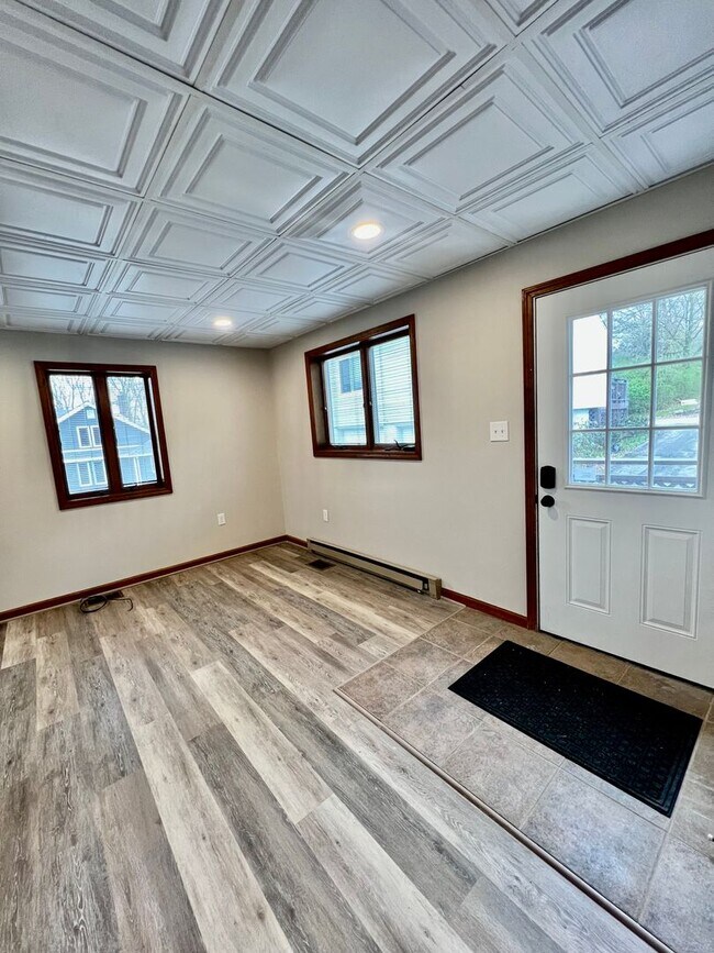 Foto del edificio - Charming Allison Park 3-bedroom, 1.5-bath ...