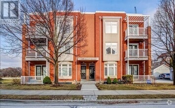 Building Photo - 2400 Munn's Ave
