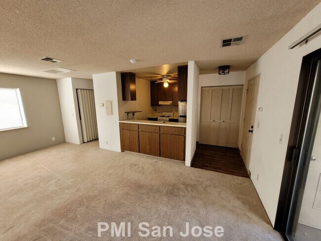 Foto del edificio - Studio Apartment