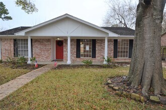 Building Photo - 12711 Westleigh Dr