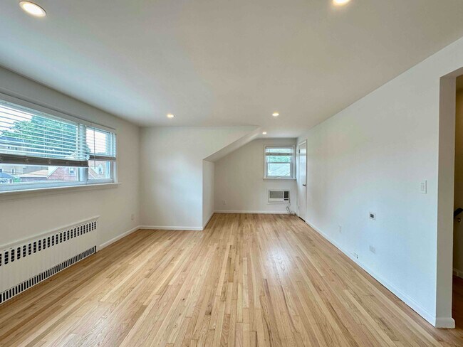 Foto del edificio - 369 Lafayette Ave