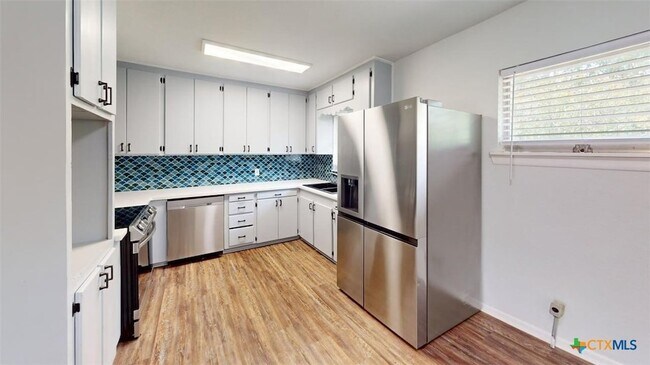 Building Photo - 2618 Goliad St