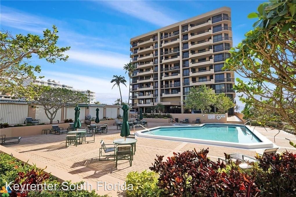 Primary Photo - 2 br, 3 bath House - 1300 S Ocean Blvd Apt...