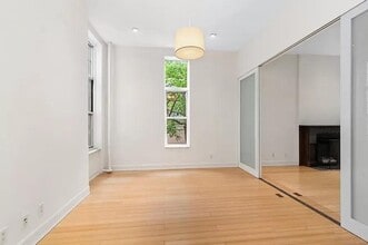 Building Photo - 71 Orange St