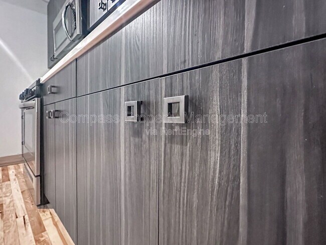 Foto del edificio - 800 Douglas St NW