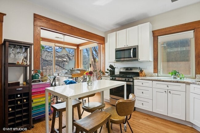 Building Photo - 7227 Jackson Blvd