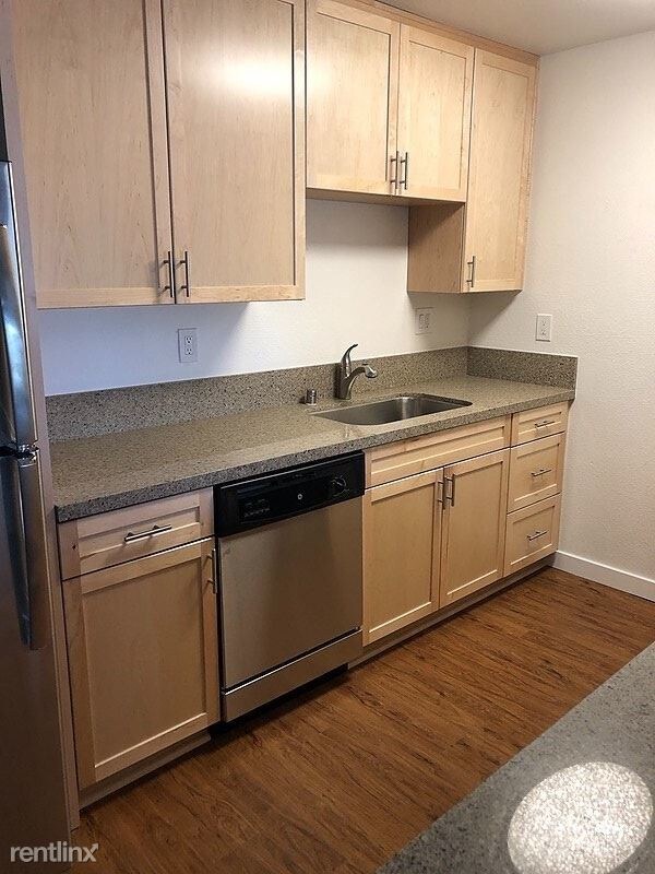 Foto principal - 2 br, 2 bath Apartment - 13685 Cynthia Lane