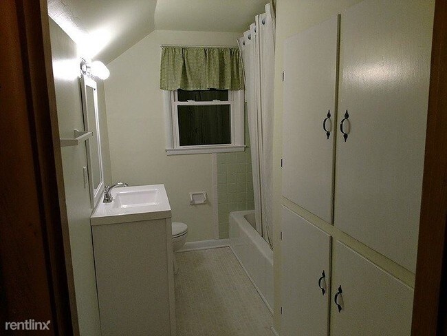 Building Photo - 4 br, 2 bath House - 524 Fairfield Drive