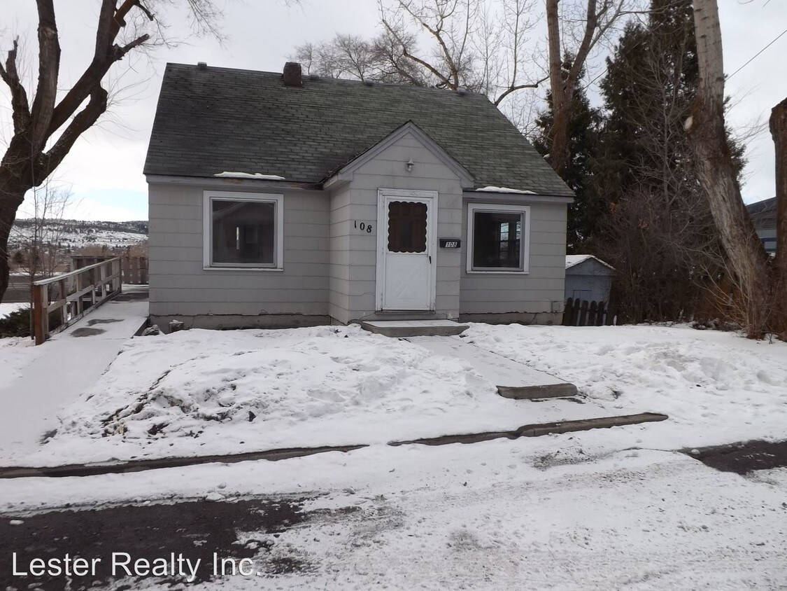 Primary Photo - 3 br, 1.5 bath House - 108 Laguna