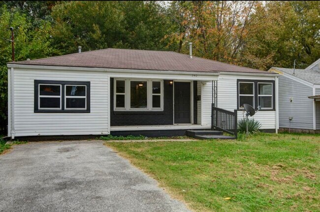 Foto del edificio - 740 S Warren Ave