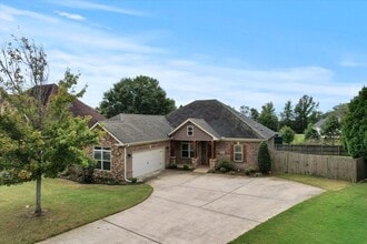 Building Photo - 25760 Summerwood Dr
