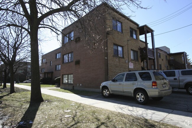 Building Photo - 3434-3440 W Bryn Mawr Ave