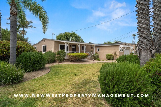 Building Photo - Upgraded Oceanside 3 Bedroom, Available Now! Small Pet OK!