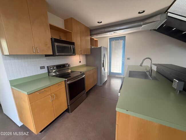 Foto del edificio - 741 S Fremont Ave