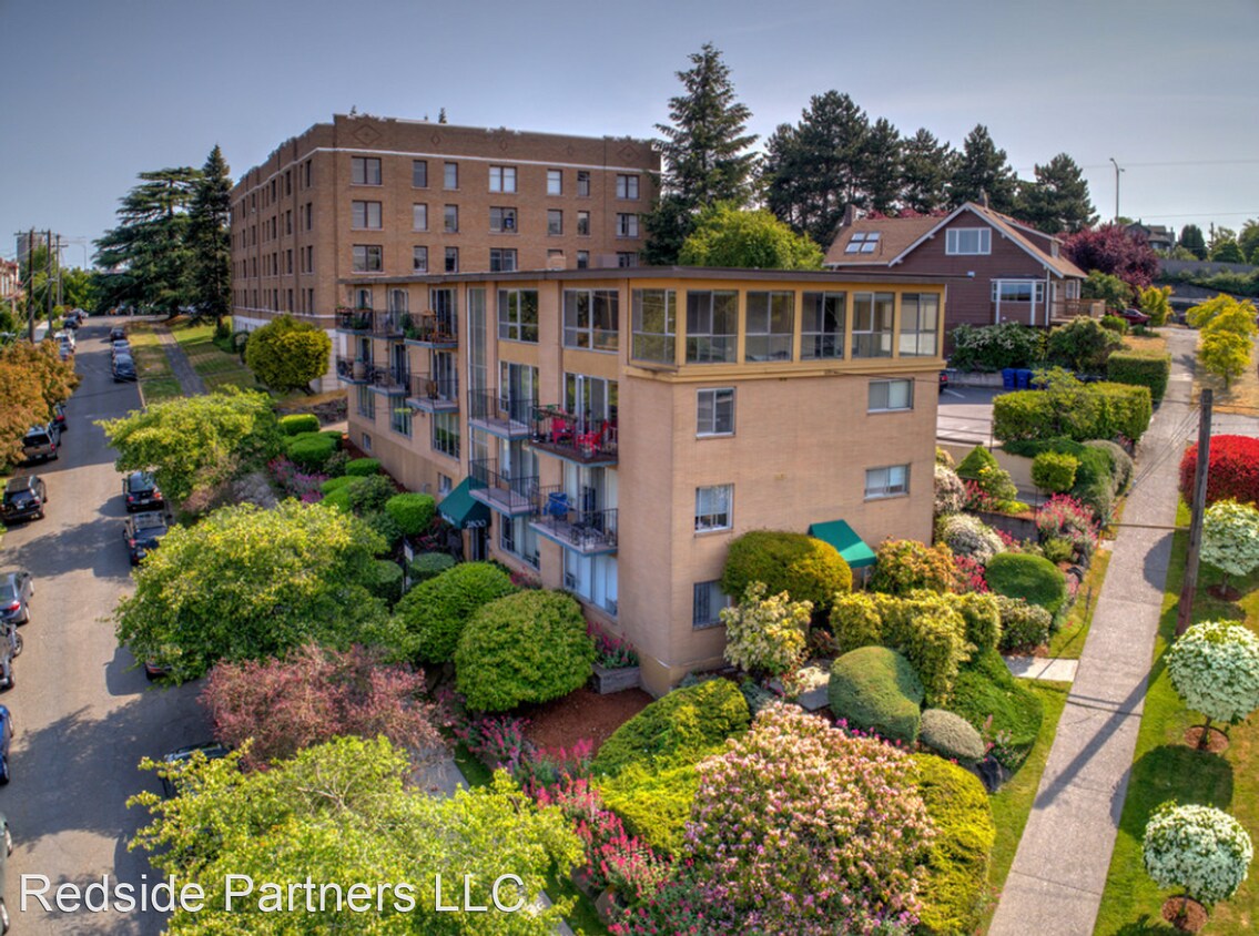 Foto principal - 2800 Franklin Ave E