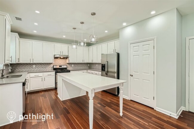 Building Photo - 1773 Taylor Oaks Dr