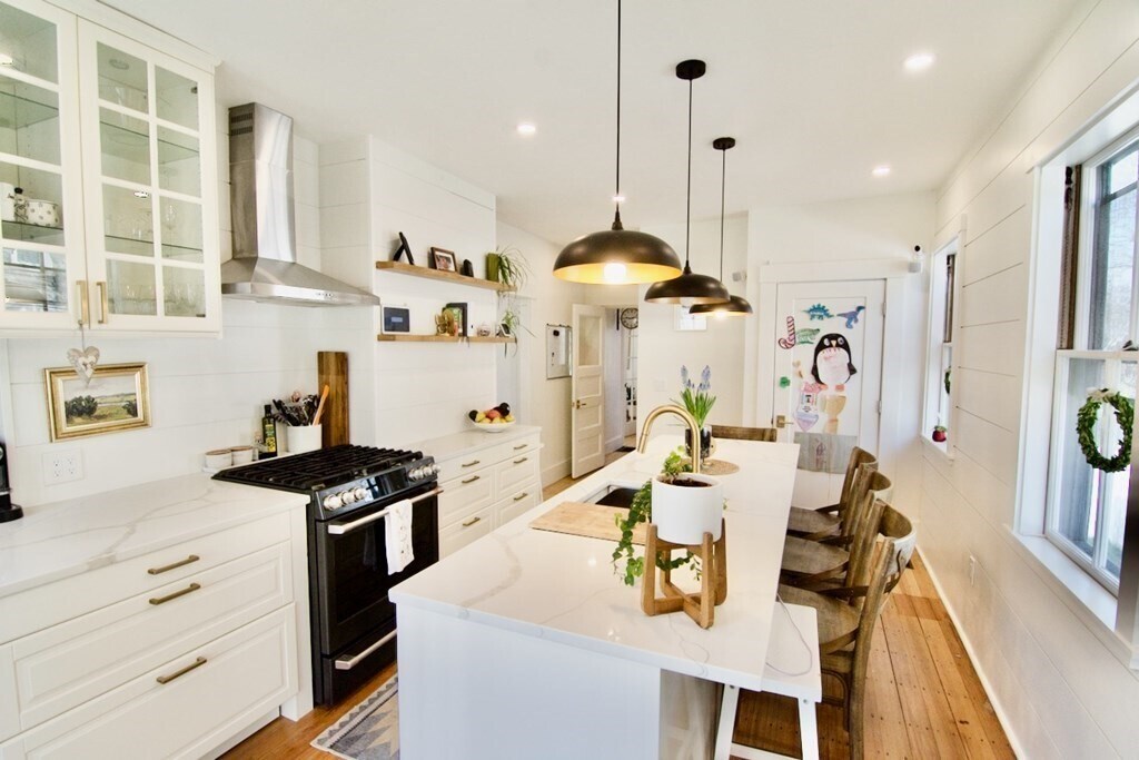 Foto principal - 97 Sawyer Ave