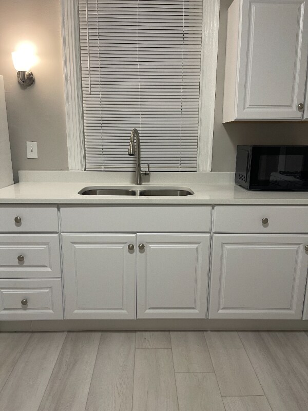 Building Photo - 170 Woolper Ave